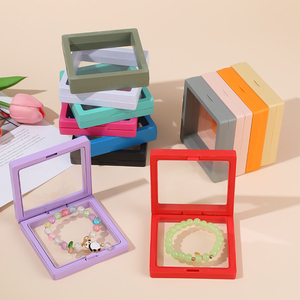 Boîte de présentation à cadre flottant en 3D avec logo personnalisé film PE Easy Snap conception étanche pour bijoux mallette de rangement en plastique - Product Image 3