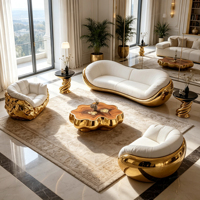Ensemble canapé et fauteuil incurvé en fibre de verre dorée martelée, revêtement capitonné blanc, pour usage domestique de luxe