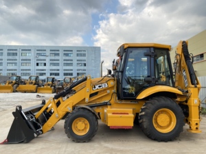 รถตักล้อยาง JCB 3CX รุ่น Clean Unit สภาพดี ใช้งานได้เสถียร เหมาะสำหรับซ่อมถนนและกำจัดขยะ - Product Image 1