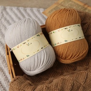Fil artisanal 21S/4 laine douce douce pour la peau laine mercerisée moyenne grossière 50g boule pour pistolet à touffeter - Product Image 5