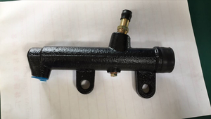 กระบอกสูบคลัตช์หลัก 46801-00Z05 สำหรับรถบรรทุกยูดี - Product Image 3