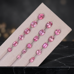 Hermoso Paquete de Espinela Rosa Natural de Tayikistán, 17 Piezas y 16.50 Quilates, Excelente Brillo, Limpio a la Vista y con Lupa, Formas Variadas - Product Image 3