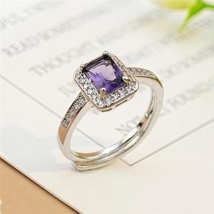 Anello quadrato in pietra, gioiello da donna dal design classico per l'uso quotidiano - Product Image 6