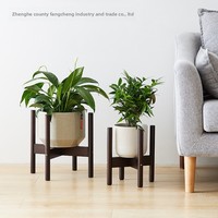 Rak Penyimpanan Pot Bunga Berbentuk Salib Nordik untuk Balkon Ruang Tamu Desain Sederhana Modern Rak Tanaman Hijau