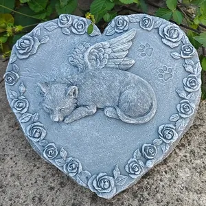Scultura Commemorativa in Resina di Gatto Angelo Personalizzata, Gattino Dormiente Grigio <span class=keywords><strong>con</strong></span> Ali su Base a Cuore, Ricordo Artigianale per la Perdita di Animali Domestici - Product Image 2