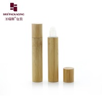Flacon roll-on en bambou naturel avec intérieur en plastique pour liquide rafraîchissant de massage sous les yeux
