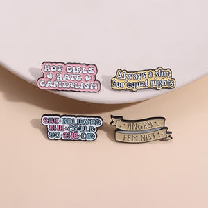 Insignia de Solapa Decorativa de Dibujos Animados, Regalo de Joyería Feminista Creativa, Oraciones de Poder para Chica, Broches de Su Historia para Artesanías de Metal - Product Image 2