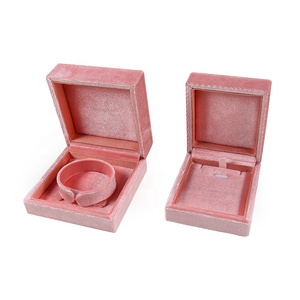 Ensemble d'emballage de luxe en gros pour bagues, colliers, bracelets et boucles d'oreilles, boîte personnalisée avec logo, boîte à bijoux en velours de qualité supérieure, directement de l'usine. - Product Image 5