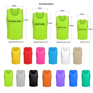 Maillots d'entraînement numérotés personnalisés / Gilets de football et de basketball pour enfants, jeunes et adultes - Idéal pour les sports d'équipe - Product Image 2