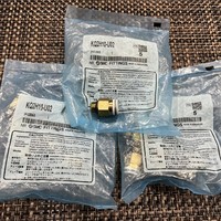 (15) Raccord droit Kq2h10-u02, tube de 10 mm x 1/4', neuf, authentique, en stock, avec une garantie d'un an.