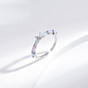 Anillo de plata de ley 925 con ópalo y cruz, estilo minimalista para mujer, novedoso, fino, apilable, chapado en oro, con diseño de mariposa, precio de fábrica. - Product Image 3