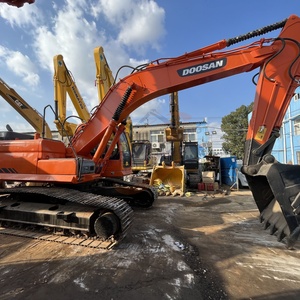 Excavatrice sur chenilles hydraulique Doosan DX300LC d'occasion compétitive, 10 tonnes, 90 % NEUVE avec moteur, boîte de vitesses et pompe - Product Image 3