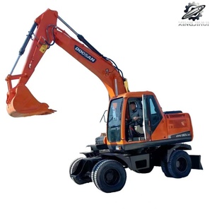 Excavatrice sur pneus d'occasion Doosan DX150, 15 tonnes, godet de 0,6 m³, marque coréenne d'origine, excavatrice de construction de taille moyenne, faible nombre d'heures, bon état - Product Image 1