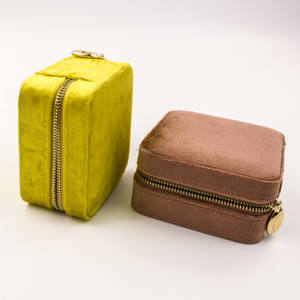 กล่องเครื่องประดับหรูหราขนาดเล็กกำมะหยี่สีเหลืองหรูหราหรูหรากล่องเครื่องประดับบรรจุภัณฑ์กล่องเครื่องประดับแบบพกพา - Product Image 1