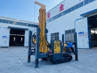 Machine de forage de puits d'eau de haute qualité de 200 m avec engrenages, machine de forage de puits profonds et pompe à eau à vendre