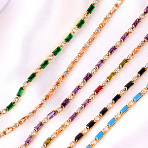 <span class=keywords><strong>Collier</strong></span> <span class=keywords><strong>ras</strong></span> du <span class=keywords><strong>cou</strong></span> et bracelet <span class=keywords><strong>de</strong></span> luxe en zircon cubique taille baguette étincelant, ton or, multicolore, avec chaînes fines en CZ - Product Image 2