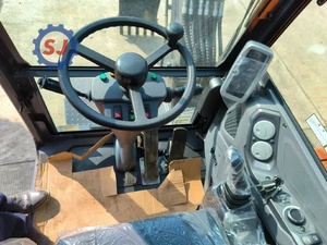 Mini-excavatrice sur roues DEVELON DX60W, équipement de construction compact pour travaux agricoles et de chantier - Product Image 5