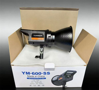 YM600SS Nouvelle Lumière d'Appoint Professionnelle de Haute Qualité 100W pour Photographie, Éclairage d'Intérieur pour Photos et Vidéos, Idéal pour la Prise de Vue Culinaire et les Diffusions en Direct