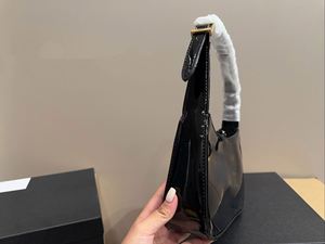 Sac à main en cuir de marque avec logo personnalisé, fabricant de sacs de créateurs, sac fourre-tout classique de luxe pour femmes, sacs à main pour femmes inspirés des créateurs - Product Image 4