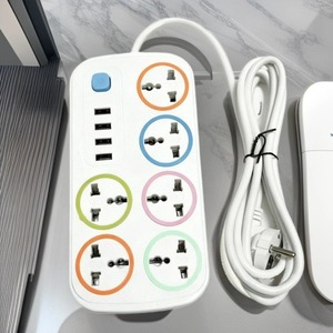 wholesales CA B16U <b>Extension</b> <b>Socket</b> With 4 USB Surge Protector Power Strip <b>Plugs</b> <b>Sockets</b> 6 Way Power Strip <b>Extension</b> <b>Sockets</b> - Product Image 1
