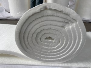 Material de aislamiento Mantas de tela de fibra cerámica aislantes ignífugas <span class=keywords><strong>para</strong></span> revestimientos de pared de hornos industriales - Product Image 4