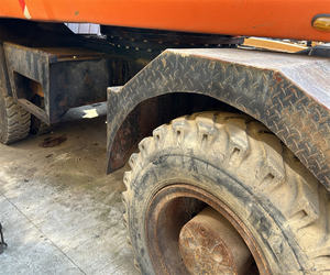 L'excavatrice DH210W-7 de roue de Daewoo/Doosan a employé l'excavatrice DH210W-7 de roue DH140W-7 de condition - Product Image 4