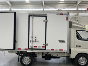 Caisse de camion frigorifique Thermo King pour le transport de <span class=keywords><strong>viande</strong></span>, de fruits, d'eau, panneau sandwich isolé, caisse de camion frigorifique - Product Image 4