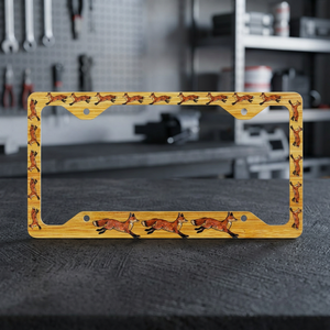 Marco para matrícula con borde de madera, estilo Tuzi Williams, con diseño Red Fox Pack Art Bonne Idee Art * Tuzi Williams, distancia entre orificios de 175 mm - Product Image 3