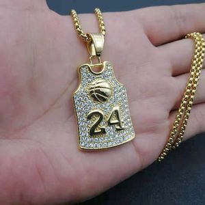 Personnalisé <span class=keywords><strong>basket</strong></span>-ball en acier inoxydable 24 <span class=keywords><strong>Kobe</strong></span> <span class=keywords><strong>Bryant</strong></span> jersey strass pendentif collier pour hommes - Product Image 5