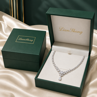 Boîte cadeau carrée rigide en papier irisé écologique personnalisée avec découpe à chaud et doublure pour l'emballage de bijoux