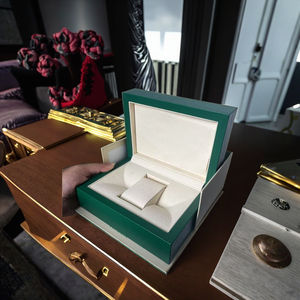 La caja de madera verde para relojes de hombre en Guangzhou es adecuada para juegos de relojes mecánicos automáticos <span class=keywords><strong>Rolex</strong></span> - Product Image 1