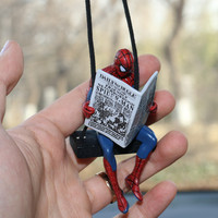 Swing Duck Serie Cartoon Spider-Man PVC Auto-Rückspiegelanhänger Marvel Held für handgestaltete Figuren Hängeornament