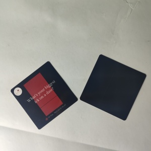 Impression personnalisée or jeu de cartes étanche Sexy image nue Logo personnalisé papier plastique personnalisé <span class=keywords><strong>IL</strong></span> FIN mais PEUT-<span class=keywords><strong>IL</strong></span> LIRE - Product Image 2