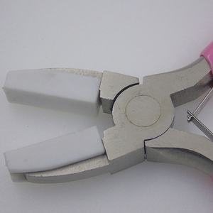 Kawat baja tahan karat menarik tang hidung datar pegangan bergerigi lembut plastik antigores merah muda DIY ODM OEM - Product Image 6