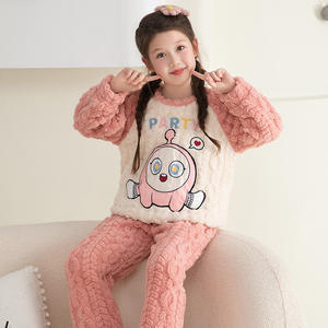 Pijama <span class=keywords><strong>de</strong></span> lana gruesa con forro polar <span class=keywords><strong>de</strong></span> invierno con patrón <span class=keywords><strong>de</strong></span> dibujos animados para mujer, ropa cálida <span class=keywords><strong>de</strong></span> manga larga <span class=keywords><strong>de</strong></span> poliéster 100% para el hogar - Product Image 3