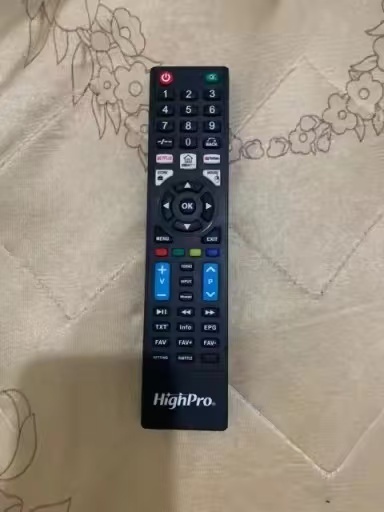 10m Control Distance Black ABS Material AAA Battery 4 Buttons Remote TV Use 4K UHD Smart LED HDTV Universal Brand Fix Remote