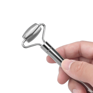 Çift silindir yüz masajı ve akupunktur tedavisi ayna cilalı paslanmaz çelik yüz uygulaması için - Product Image 2
