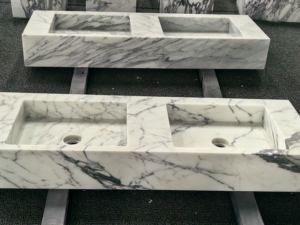 Top per Mobile Bagno in Marmo Bianco Arabescato YUANDA, Doppio Lavabo, Lucido o Levigato, 20mm 30mm, Dimensioni Personalizzabili, Fornitore per Progetti Alberghieri - Product Image 1