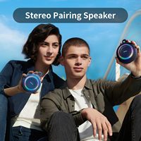 Enceinte sans fil de voyage en gros, petite, portable, étanche IPX7, avec clip, lumière colorée, format de poche, OEM ODM