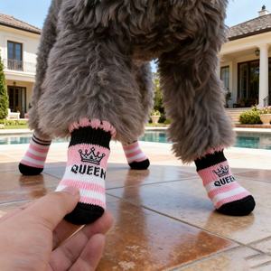 Calcetines Antideslizantes y Ecológicos con Estampado de Dibujos Animados para Perros Pequeños, Protectores de Patas Antisuciedad y Antiarañazos para Todas las Estaciones - Product Image 1