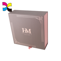 Großhandel gedruckt Logo und wunderbare Bilder Custom ized Colors Weihnachts papier Geschenk boxen