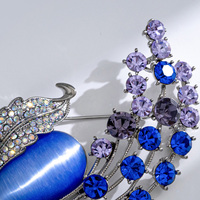XILIANGFEIZI Soldes Exceptionnelles Nouvelle Broche Vintage Occidentale Feuille Fleur Cristal Accessoire Corsage Designer Généreux Cadeau de Mariage