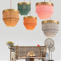 Lustre suspendu en fer à pampilles LED de style moderne pour la décoration intérieure, idéal pour les hôtels et les cuisines