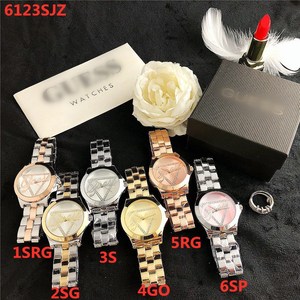 Reloj de Moda para Mujer al por Mayor, Reloj Electrónico con Correa de Acero y Pedrería Rosa para Mujer - Product Image 4
