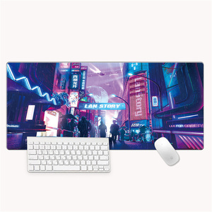 Tapete de mouse para jogos com teclado de computador de anime de mesa de escritório com padrão HD personalizado - Product Image 1