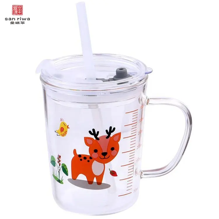कार्टून बच्चे बच्चों कांच के कप स्पष्ट मापने गिलास दूध कप पैमाने और ढक्कन गिलास पानी की बोतल के साथ कॉफी मग