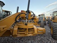 Bon état, 190 CV, haute puissance, matériel routier d'occasion, niveleuse Caterpillar 12G d'origine