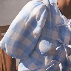 Conjunto de Lino a Cuadros para Mujer, Blusa con Mangas Abullonadas y Lazos Delanteros, Pantalones Cortos de Cintura Alta, Venta al Por Mayor - Product Image 5