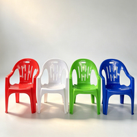 Chaises d'extérieur empilables en plastique pour parc et patio, chaises de plage économiques pour mariages et événements en plein air