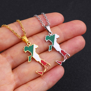 Großhandel Edelstahl Italien Karte Anhänger Halskette 18k Vergoldet Emaille Karten-Halskette Schmuck - Product Image 2